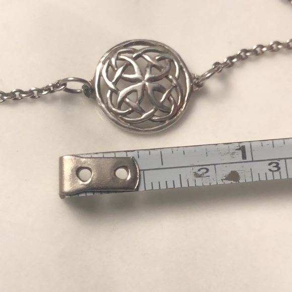Keltic knot 17”-18”‎ sterling silver necklace - Picture 5 of 6